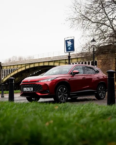 Red Coupe 2020