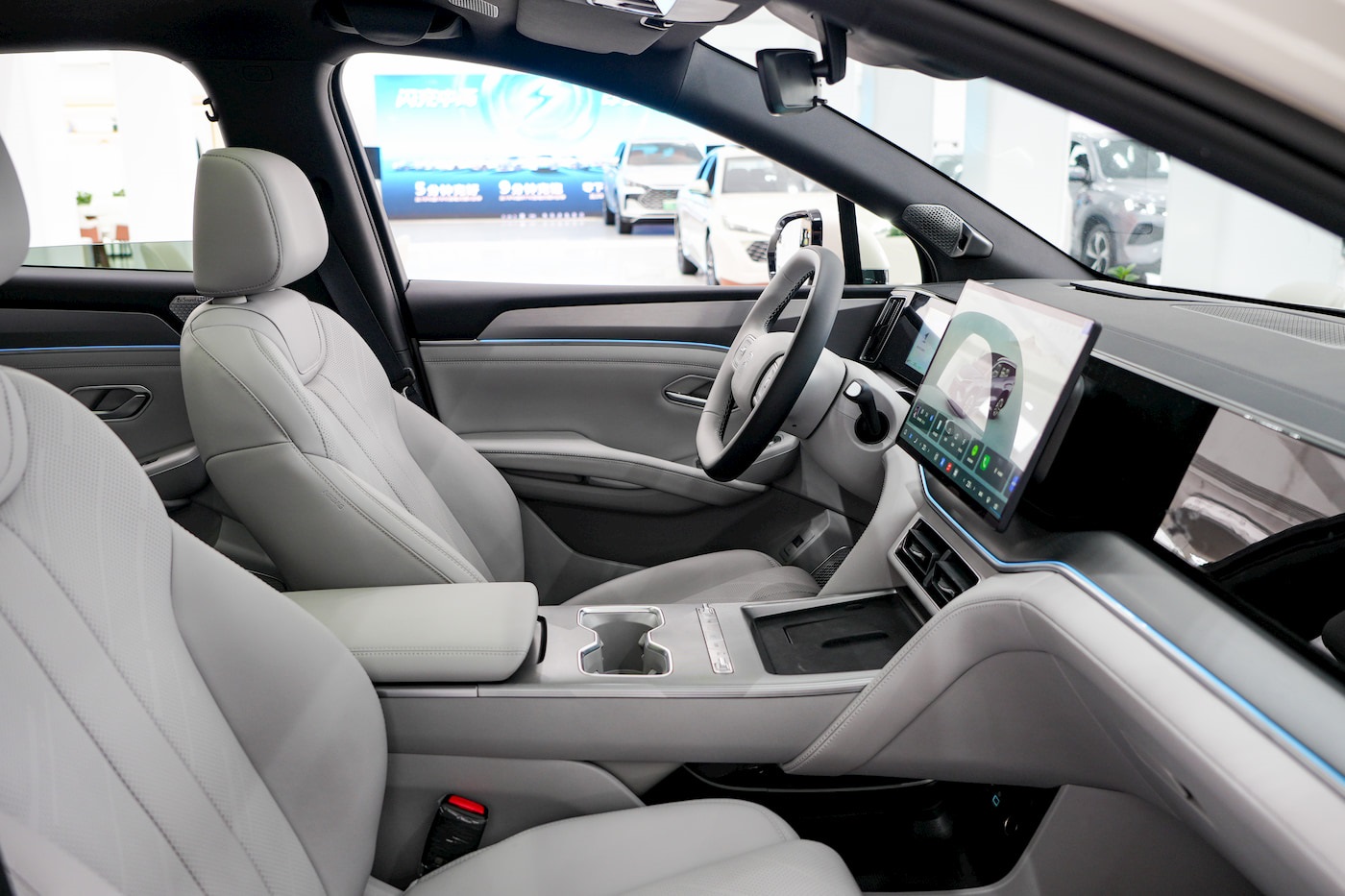 BYD Songs Ultra EV image 2